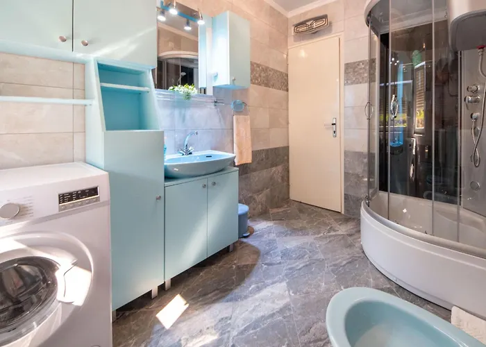 Josip By Interhome アパート メドヴェヤ