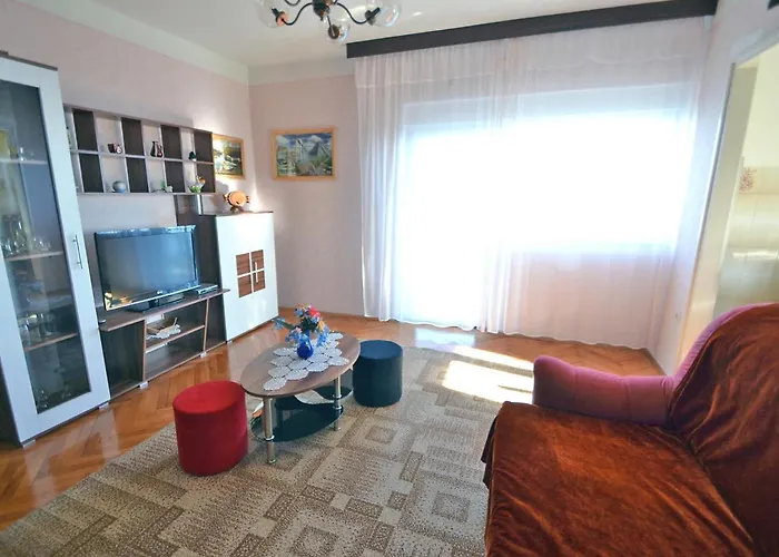 Apartman Josip By Interhome